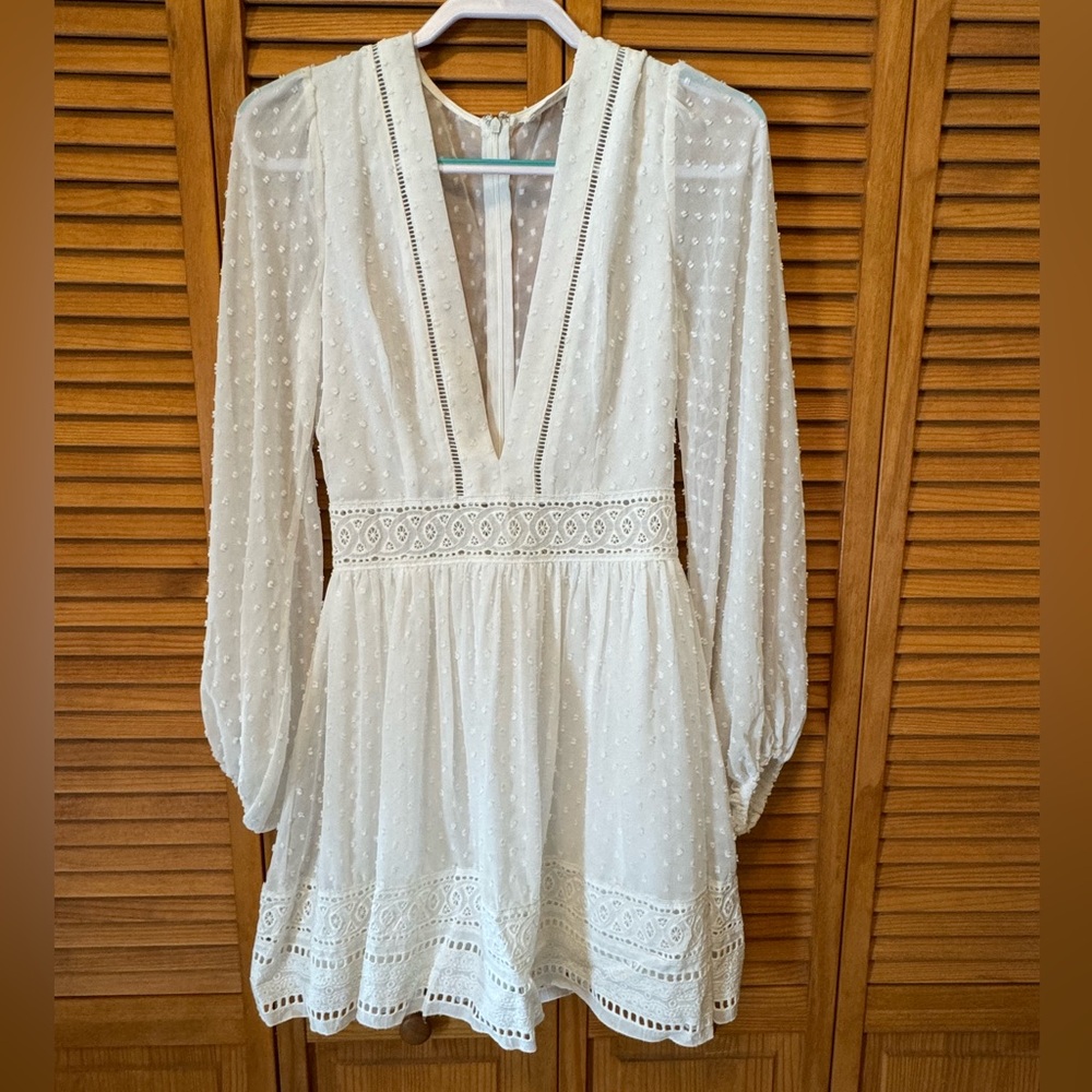 Beautiful white dress❤️